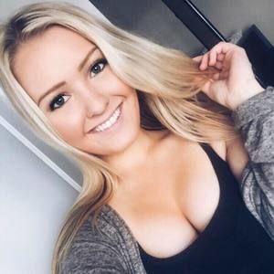 Meet your Posher, Kelsey